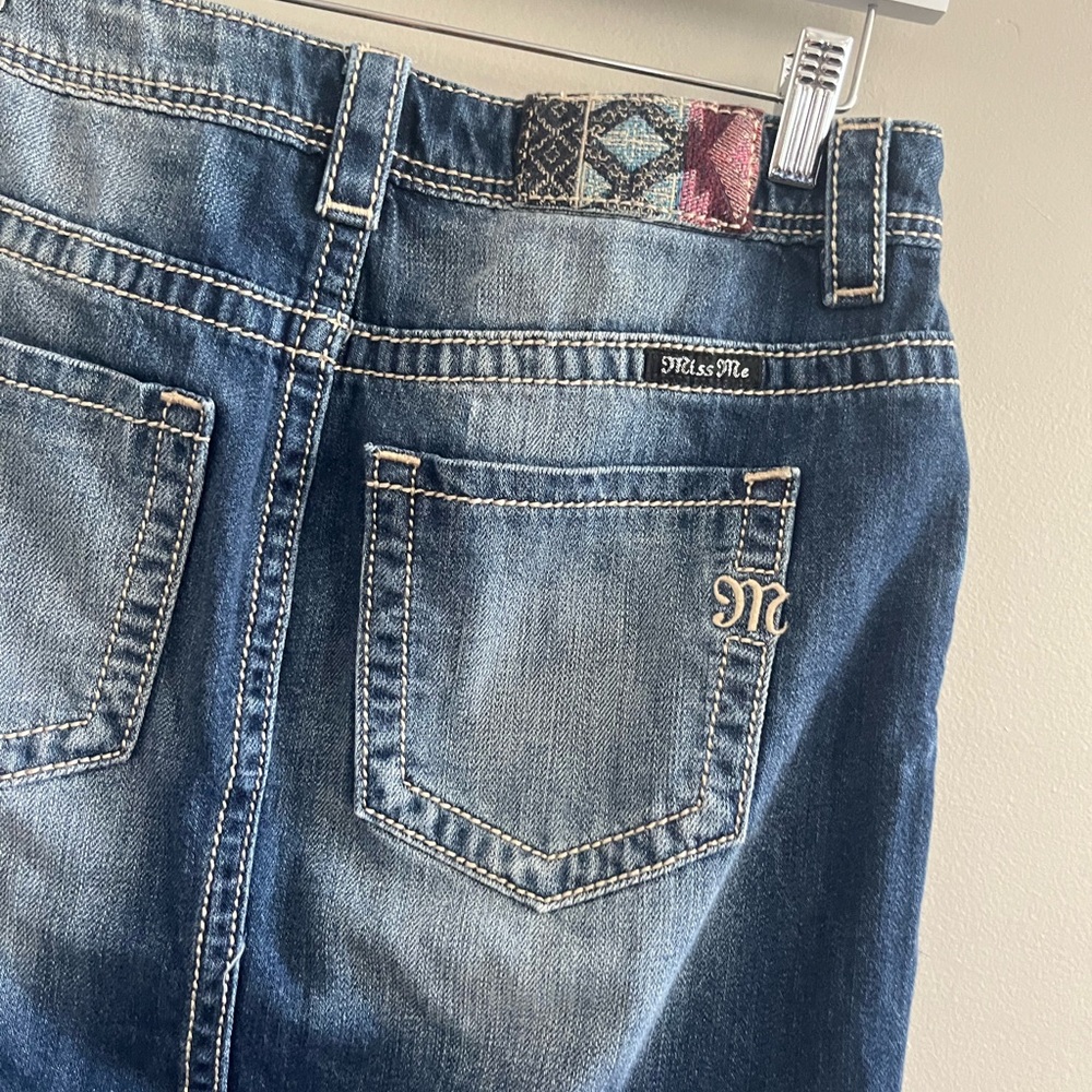 Miss‎ Me Size 28 Jean Skirt Embroidered Denim Western - Picture 6 of 8